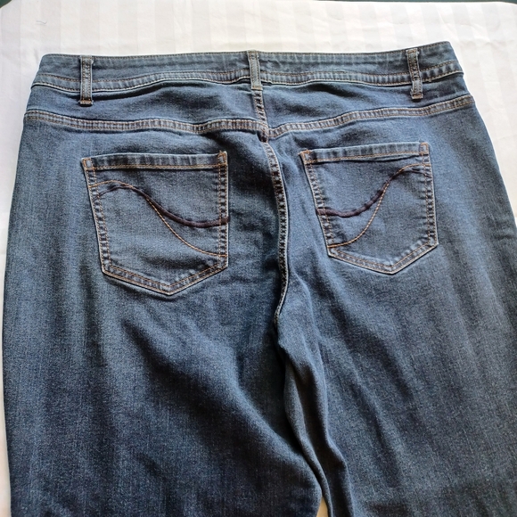 Lane Bryant Women's Jeans 22R Bootcut - Picture 8 of 15